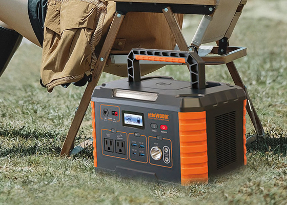 La onda sinusoidal pura 1000w accionó la batería al aire libre de la estación solar del generador